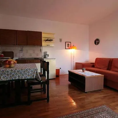Apartman House