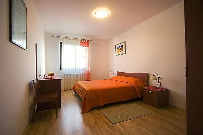 Apartman House