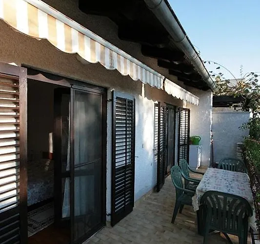 Apartman House