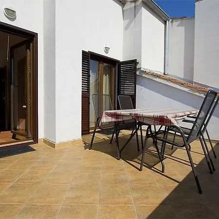 House Rovigno