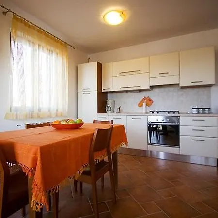 House 아파트 로비니