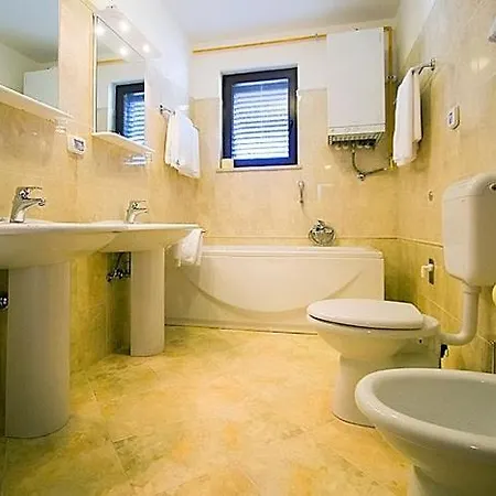 House Appartamento Rovigno